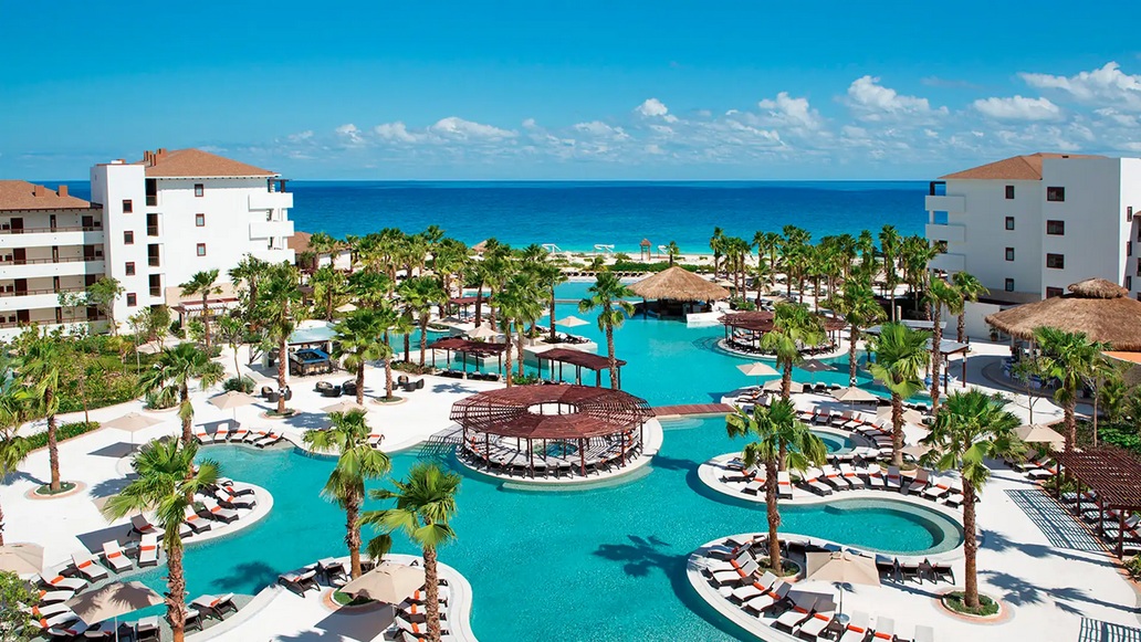 Private transfer to Excellence Playa Mujeres from Cancun Airport
